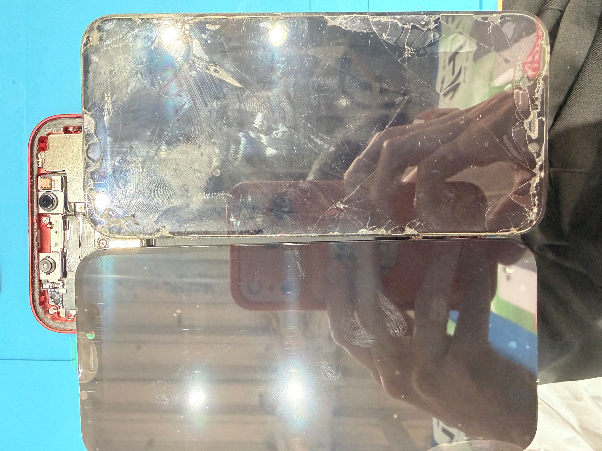 iPhone12の画面修理をいたしました【スマホ修理工房 池袋P パルコ店】